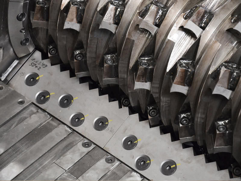 單軸撕碎機(jī)原理